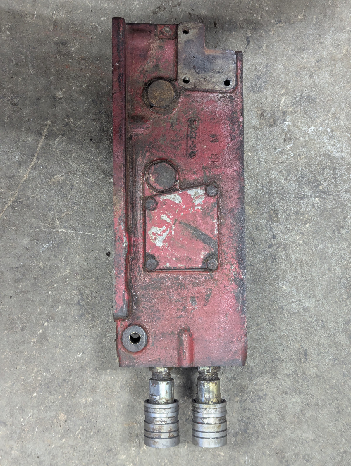 Right Seat Support IH International 399602R92 383143R96 USED