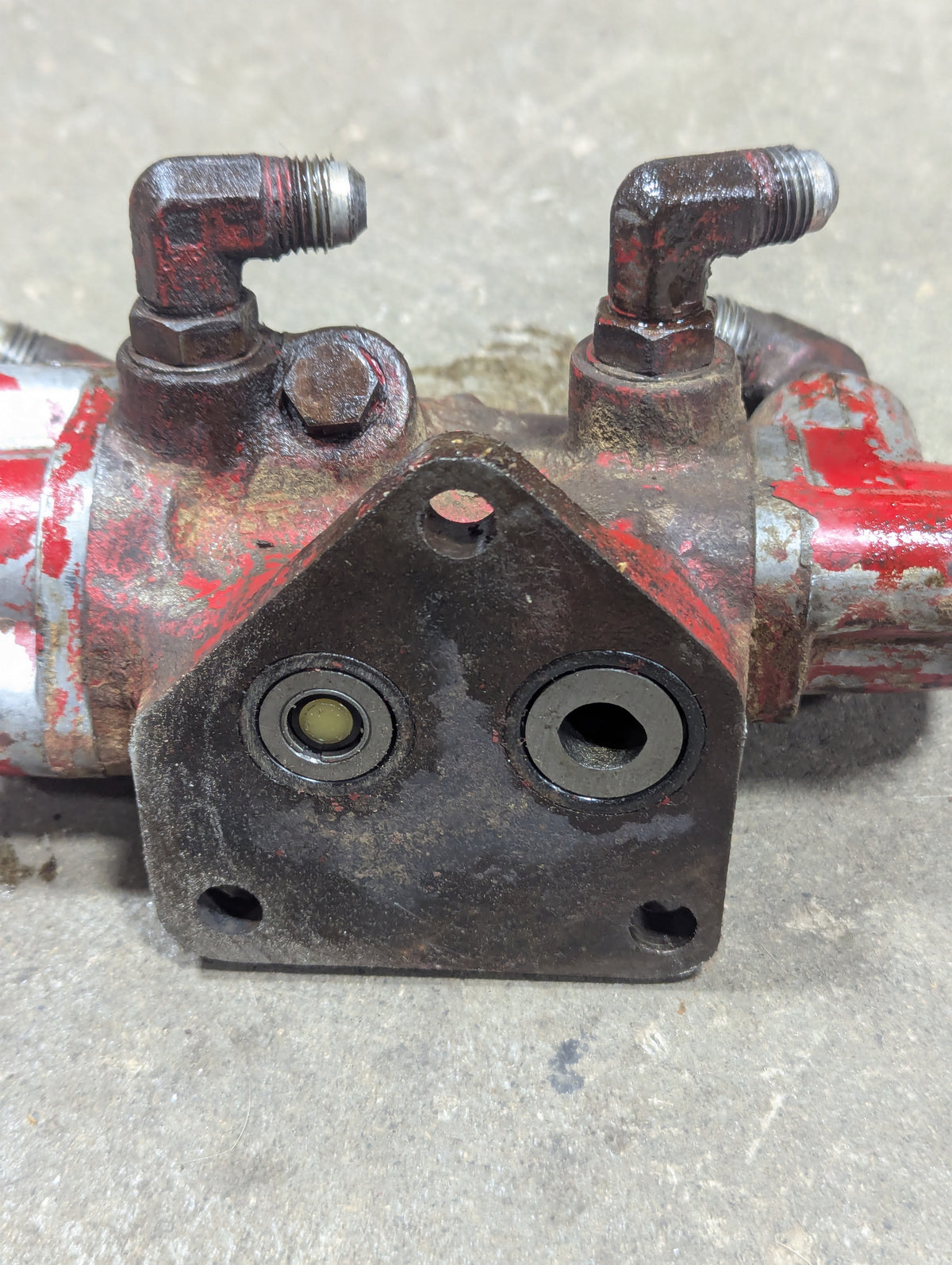 Power Steering Pilot Valve IH International 527492R91 396726R91 USED