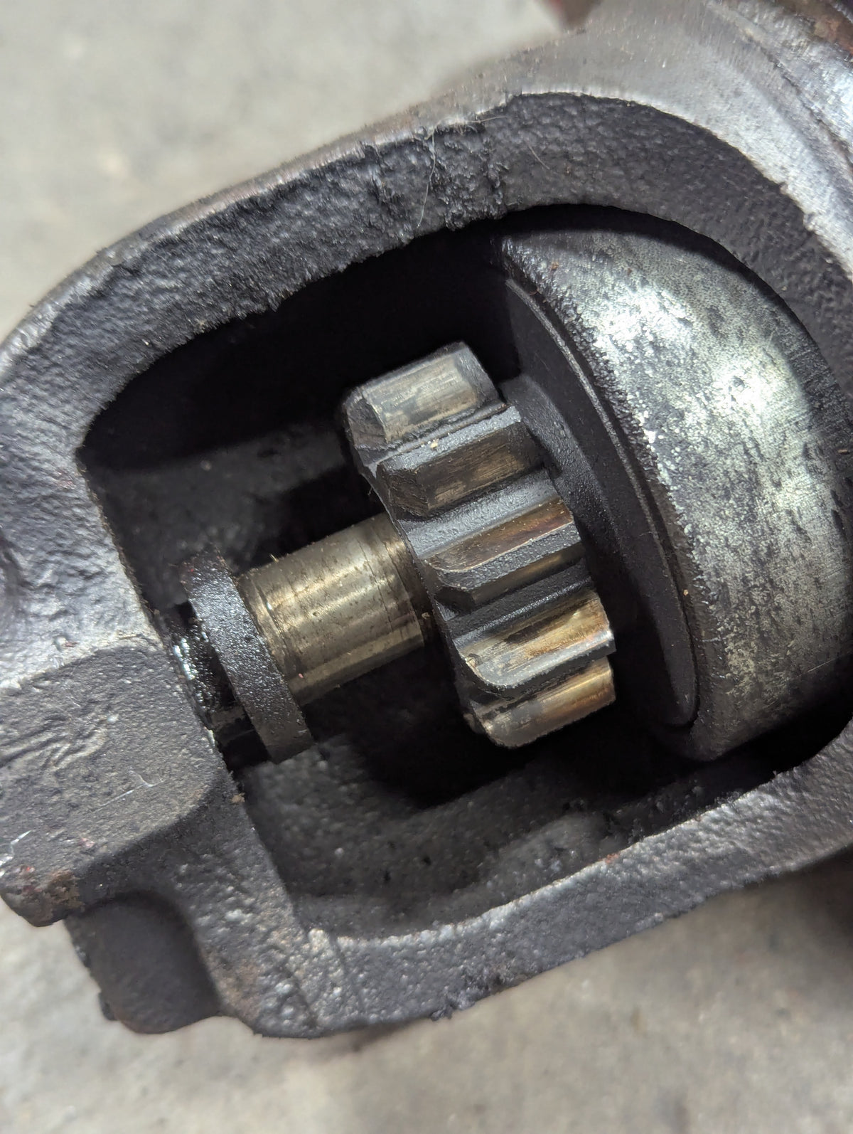 Starter IH International 1113647 104208A1R USED