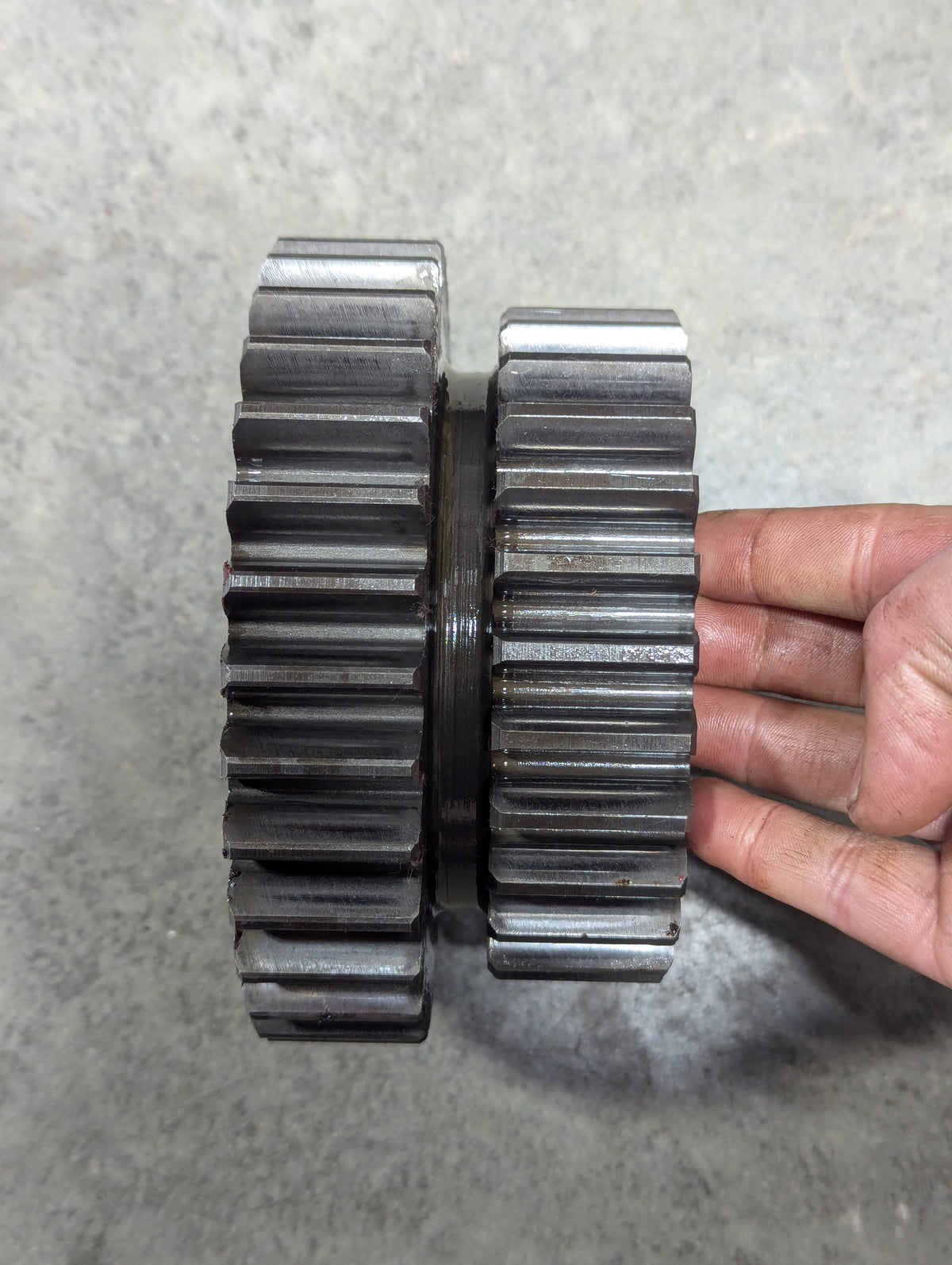 Lo Drive Gear IH International 380279R1 391883R1 USED