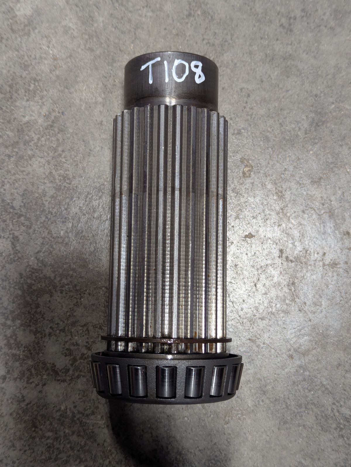 Range Countershaft IH International 380276R1 USED