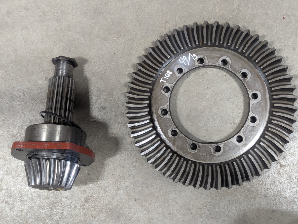 Ring & Pinion IH International 380191R1 380355R1 USED