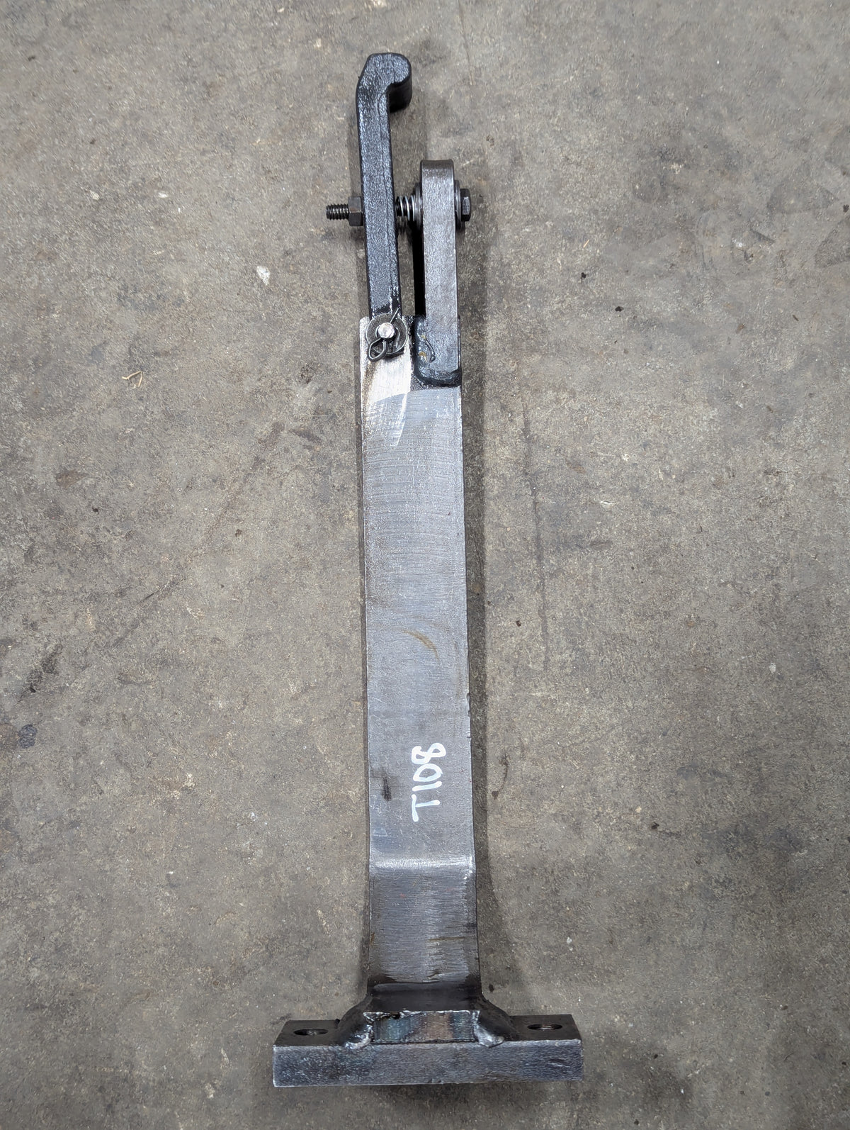 Lower Sensing Arm IH International 381929R11 USED