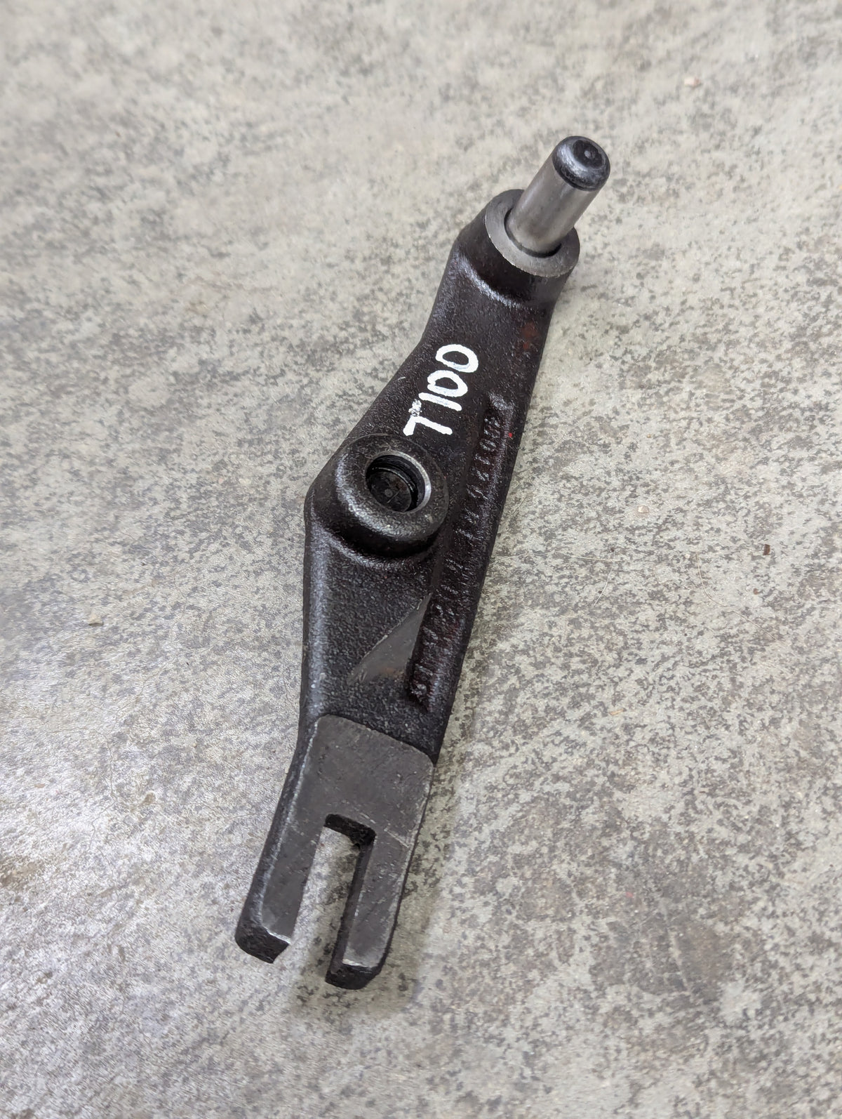 Shift Fork Arm IH International 380120R11 380120R12 USED