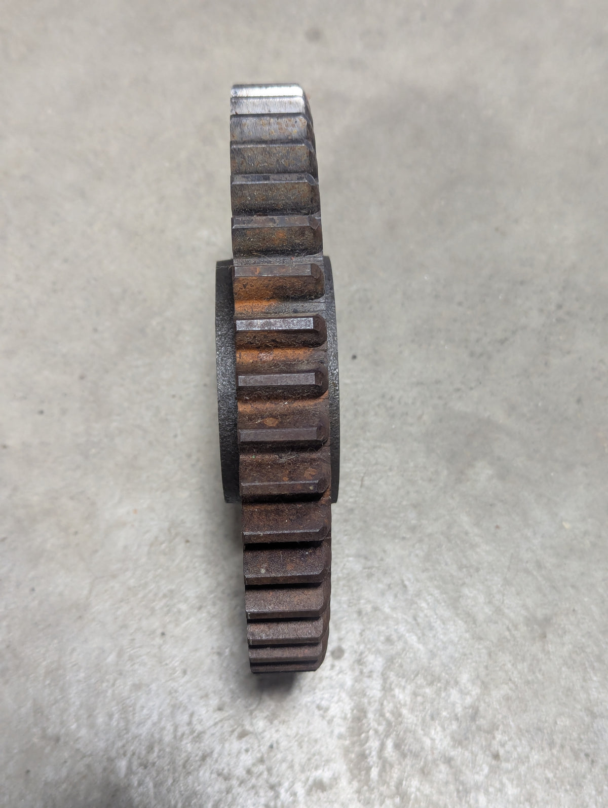 3rd Speed Drive Gear IH International 390264R1 380087R1 USED