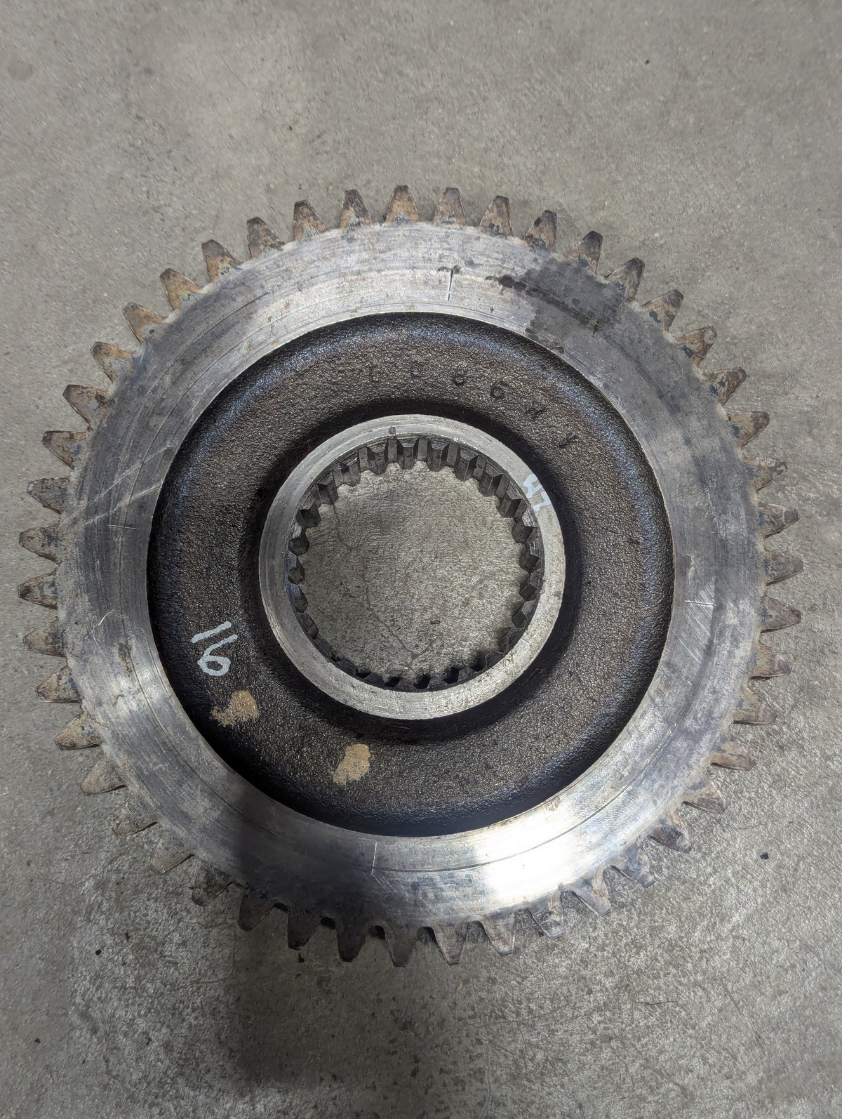 Constant Mesh Gear IH International 380086R2 USED