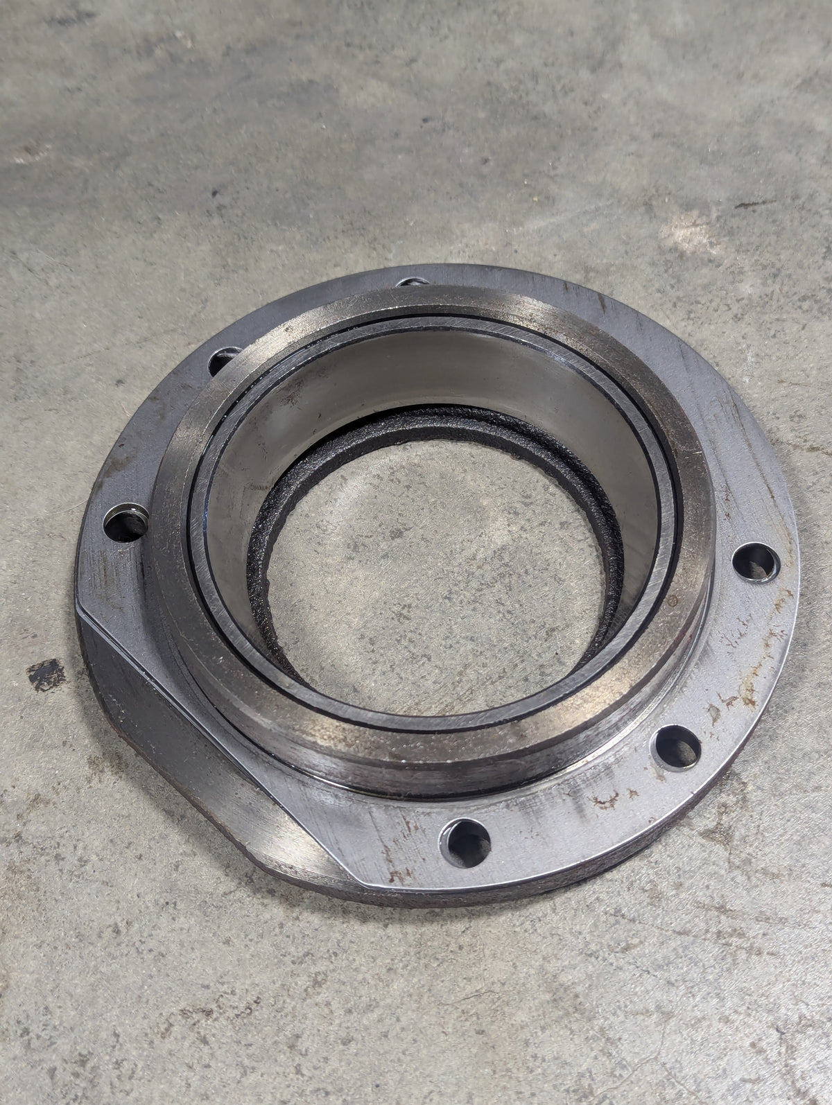 Output Shaft Bearing Cage IH International 1259848C1 USED