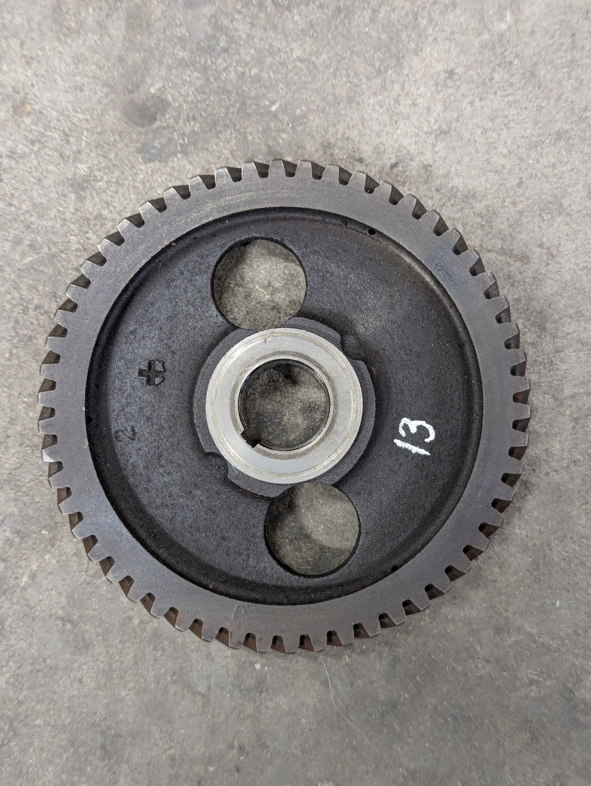 Camshaft Gear IH International 367240R1 312500R1 USED