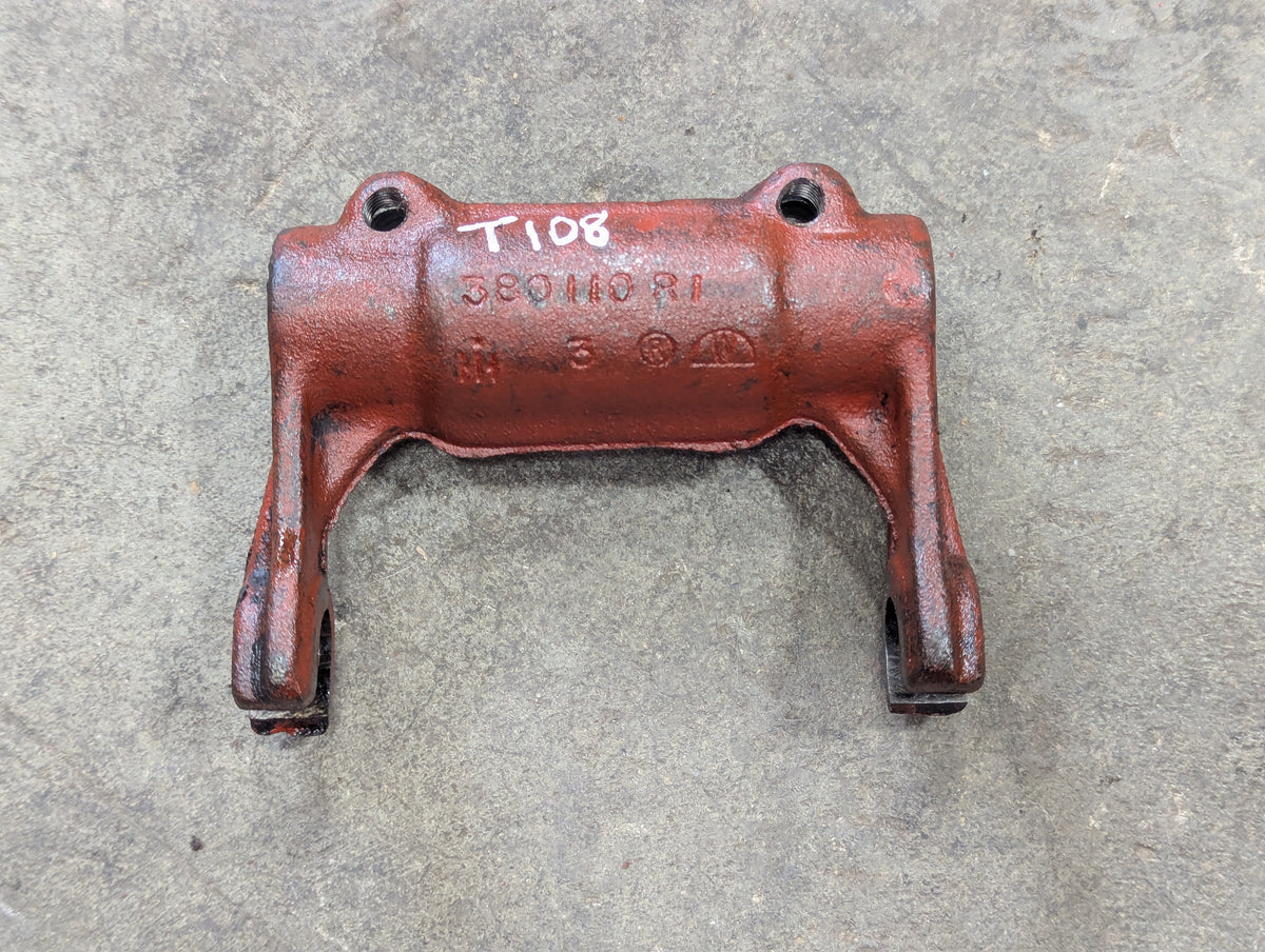 Clutch Release Fork IH International 380110R1 USED