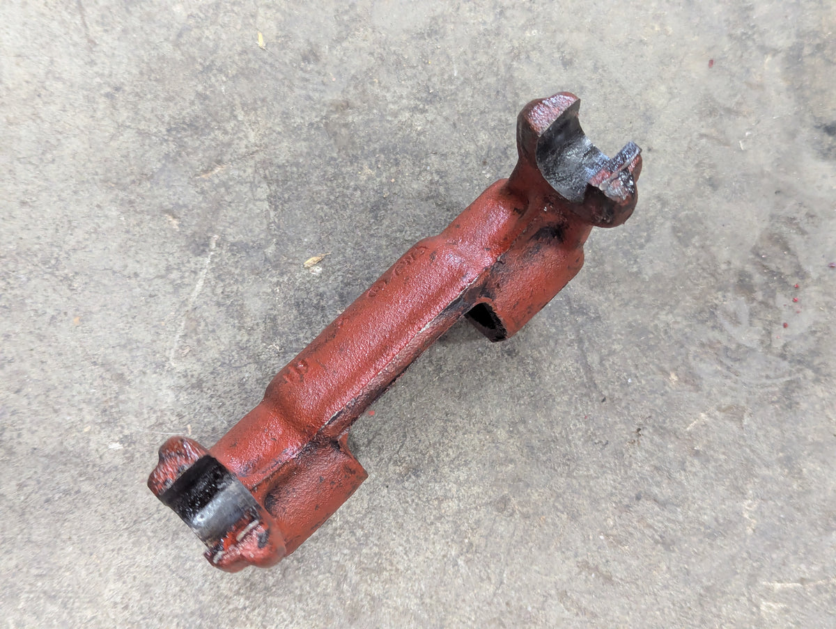 Clutch Release Fork IH International 380110R1 USED