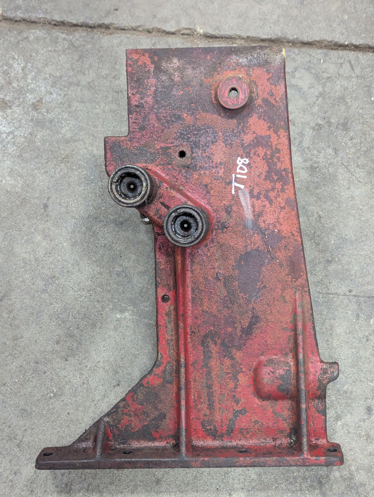 Left Gear Selector Support IH International 382748R1 USED