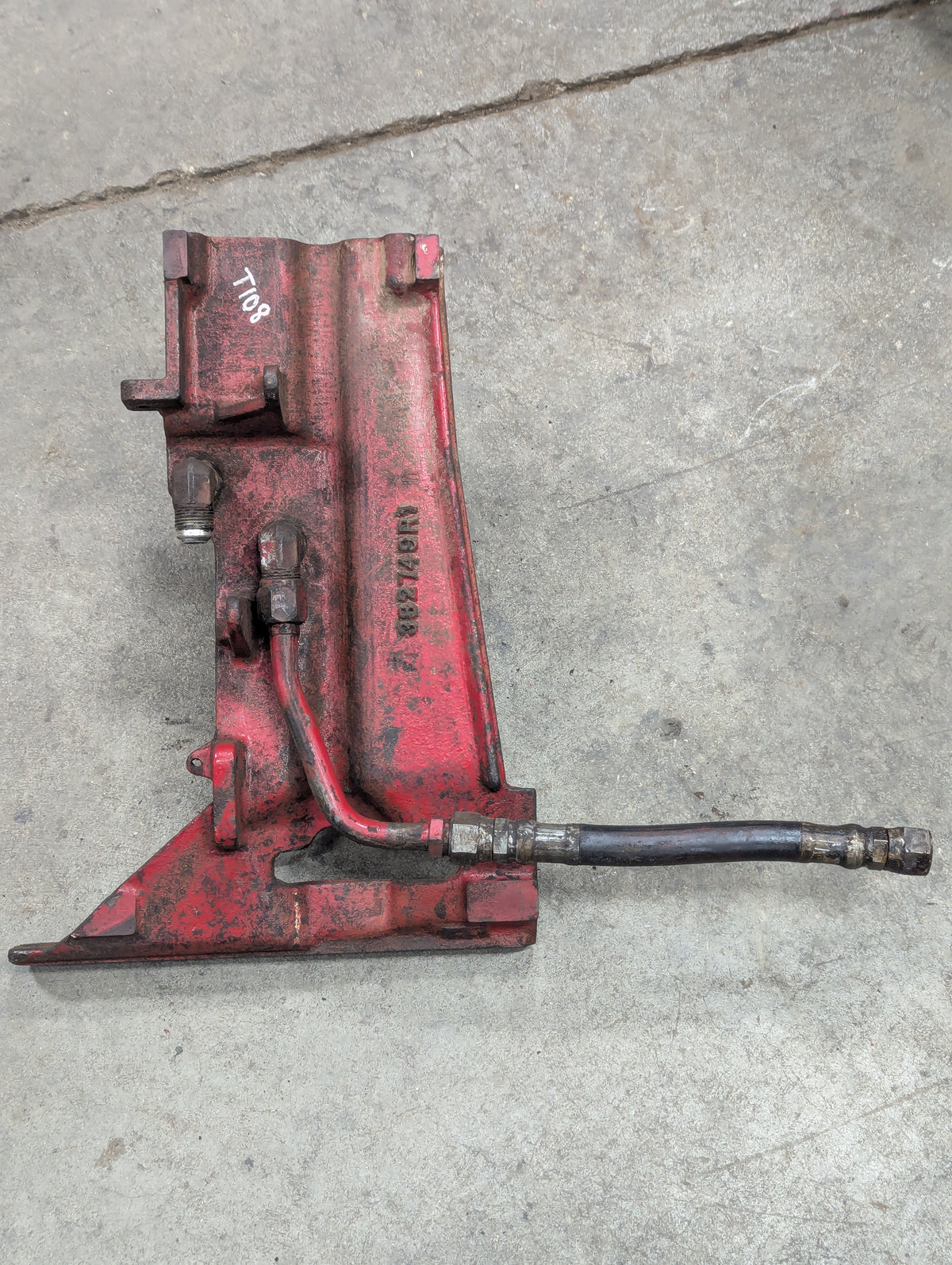 Right Gear Selector Support IH International 382749R1 USED