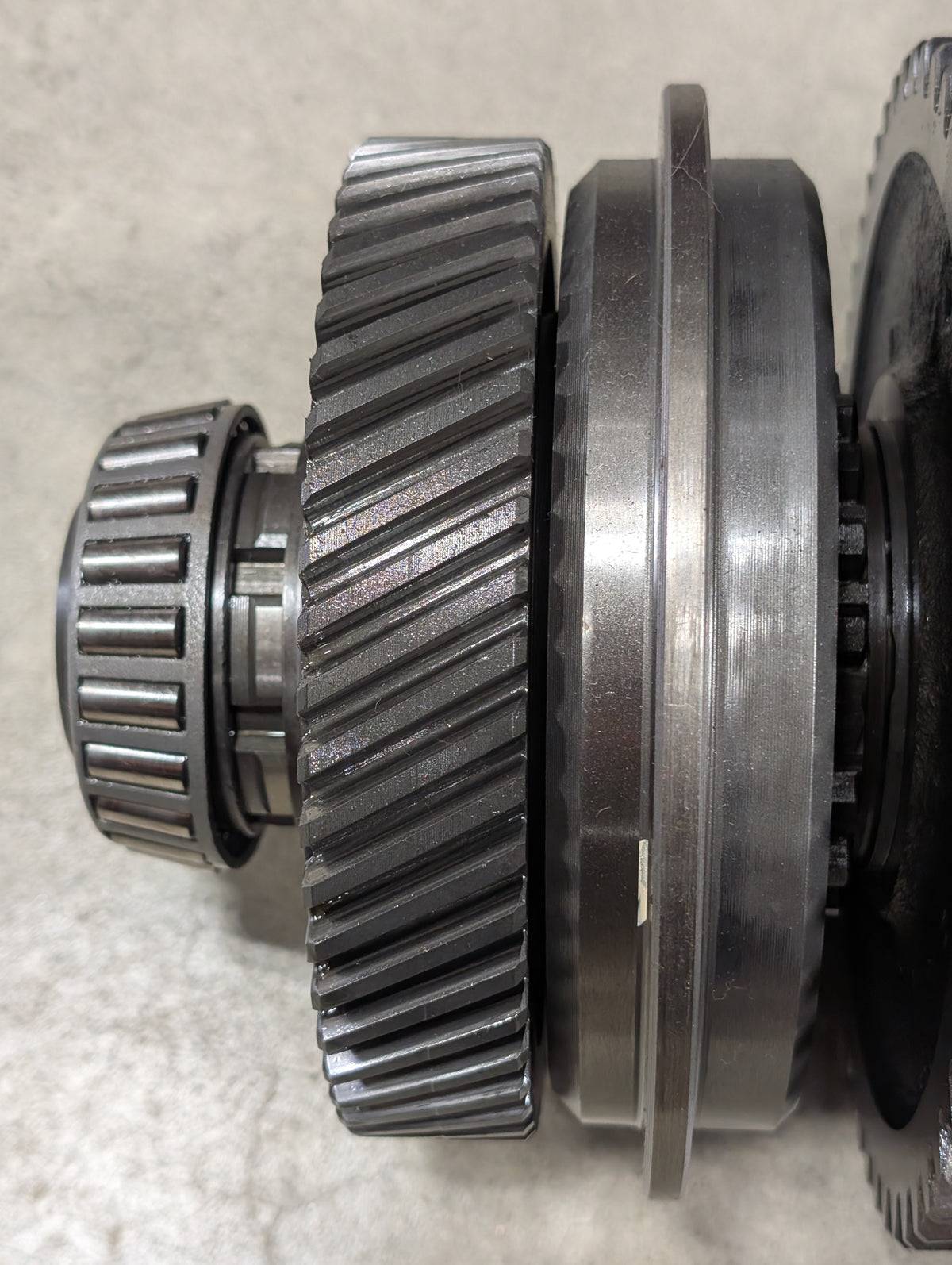 Speed Output Shaft IH International 1259864C92 USED