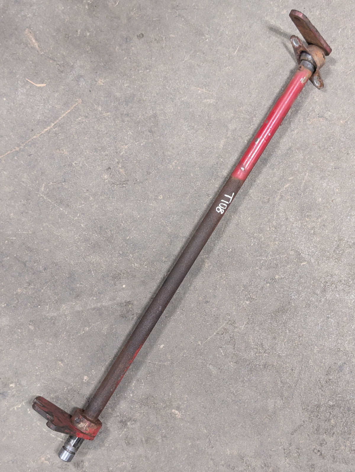 Shift Shaft & Neutral Lock Plate IH International 386129R11 393518R91 USED