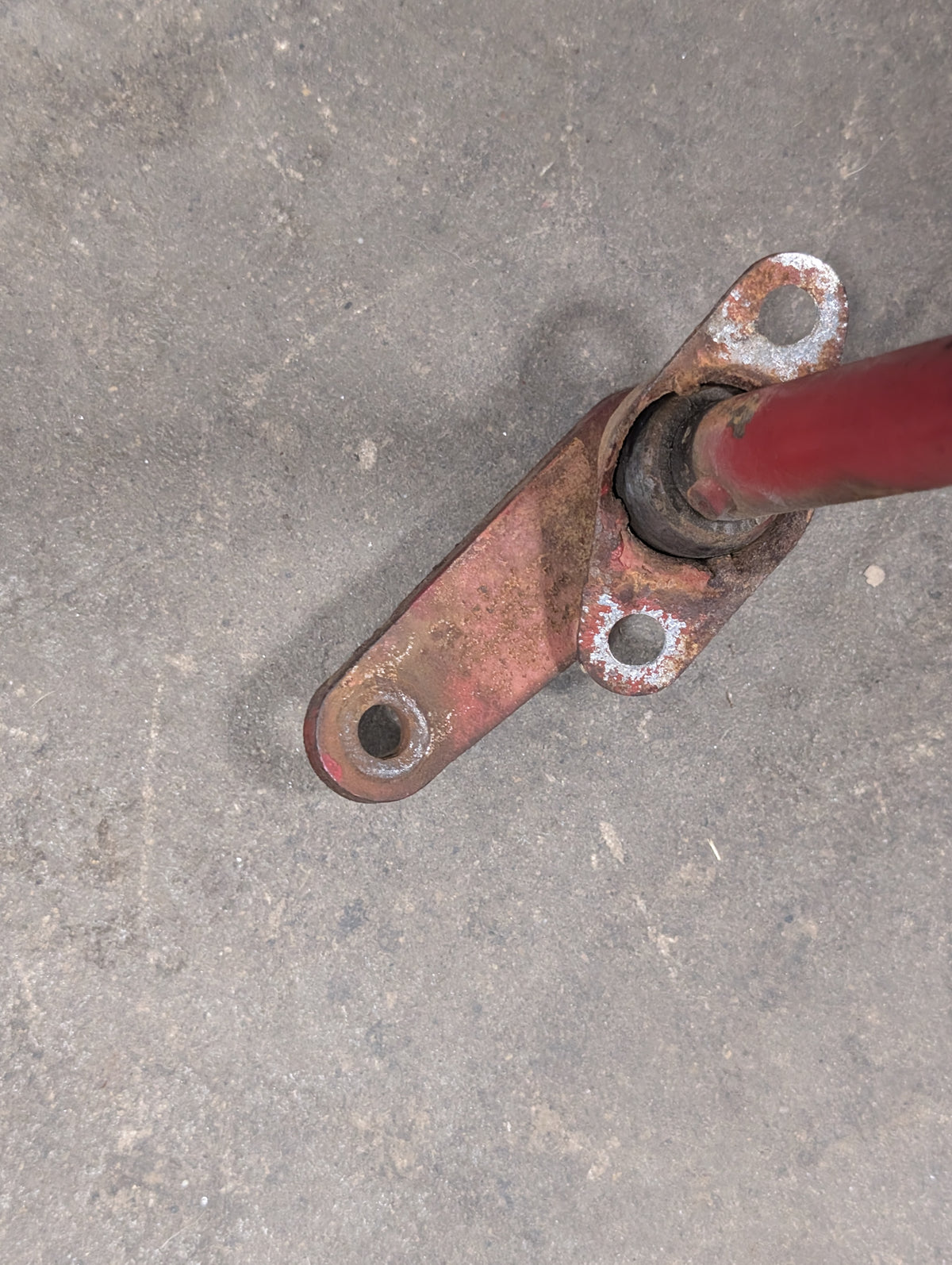 Shift Shaft & Neutral Lock Plate IH International 386129R11 393518R91 USED