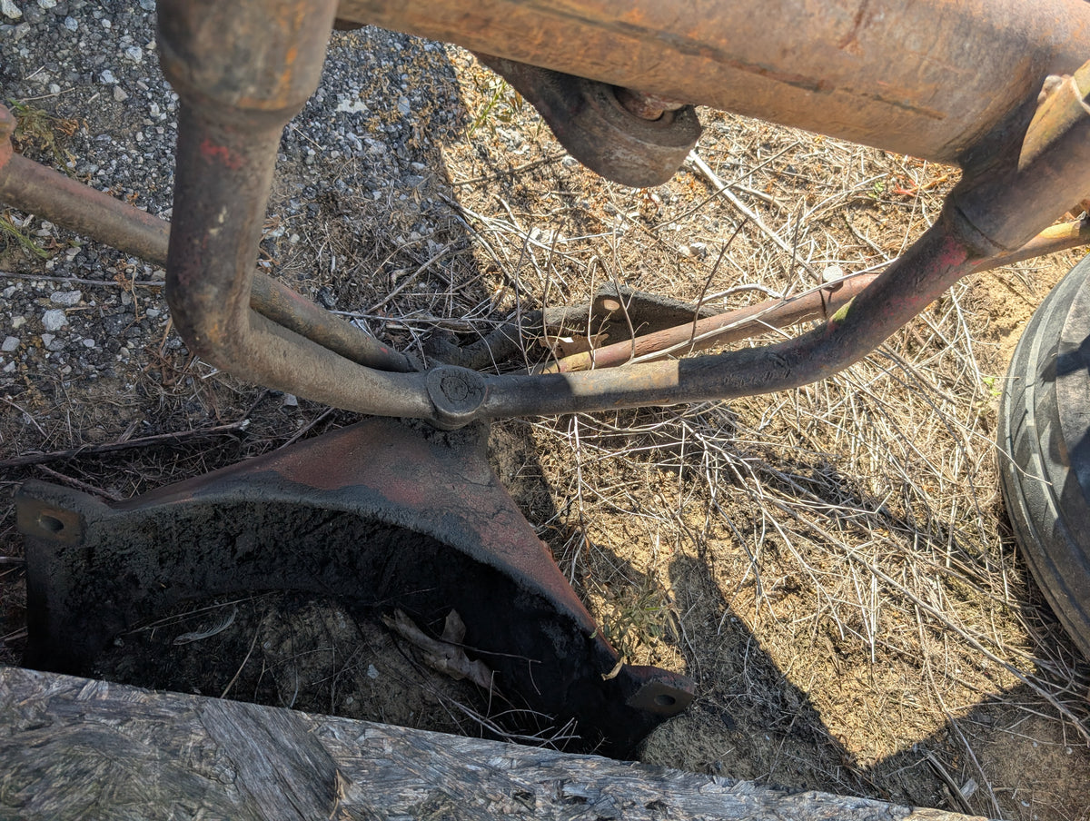 Wide Front IH International 358976R31 360405R11 383909R4 USED