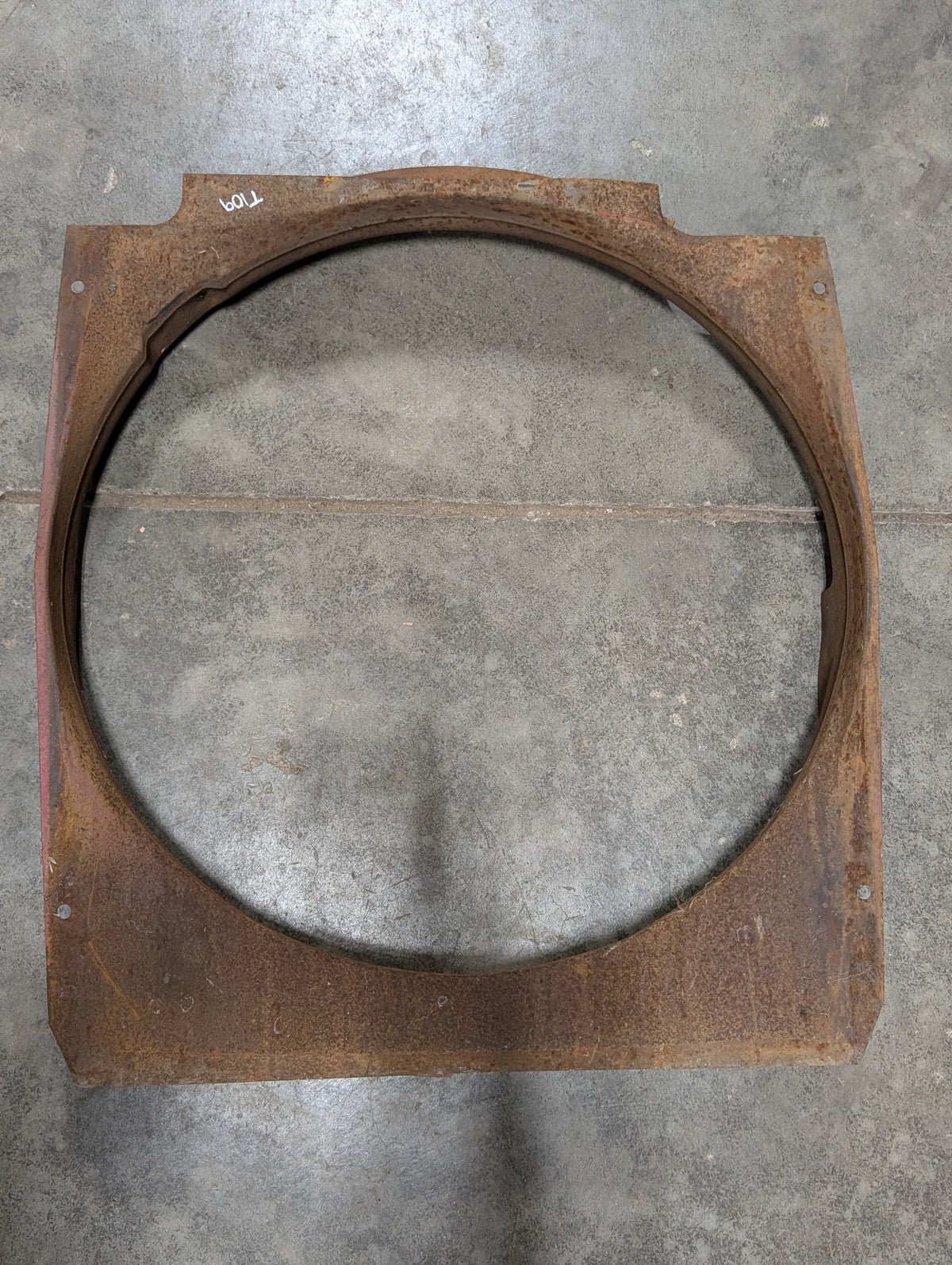 Fan Shroud IH International 67391C1 USED