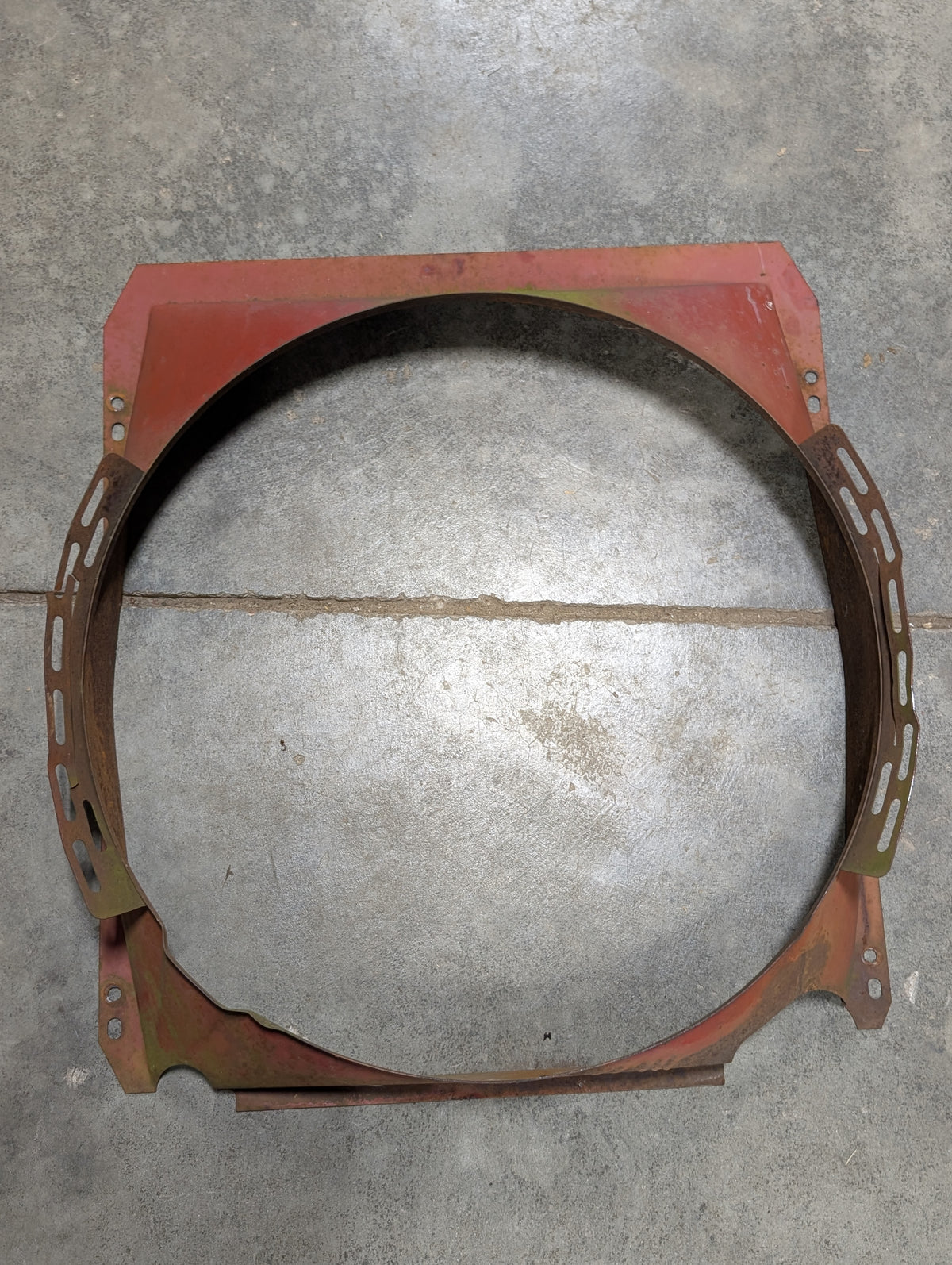 Fan Shroud IH International 531230R1 USED