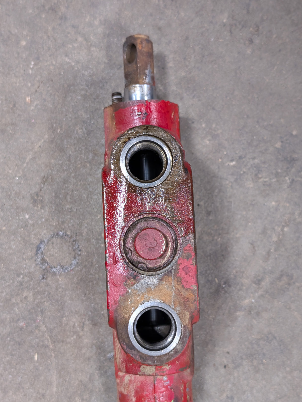 Remote Auxiliary Valve International 390827R1 390826R92 USED