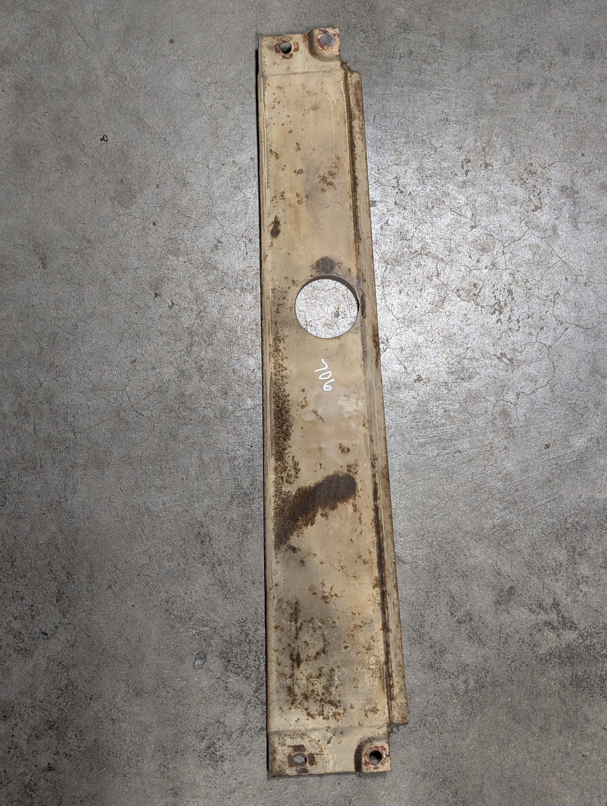 Right Rear Hood Side Panel IH International 378639R1 USED