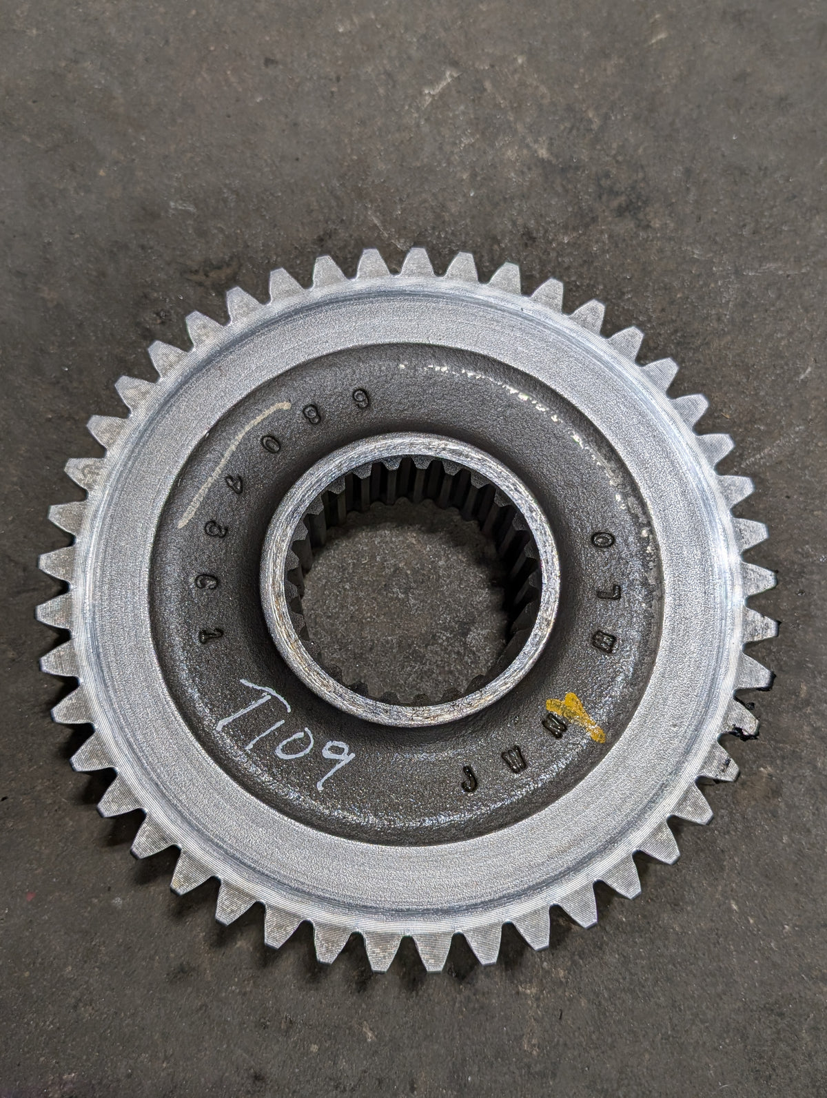 Constant Mesh Gear IH International 68043C3 USED