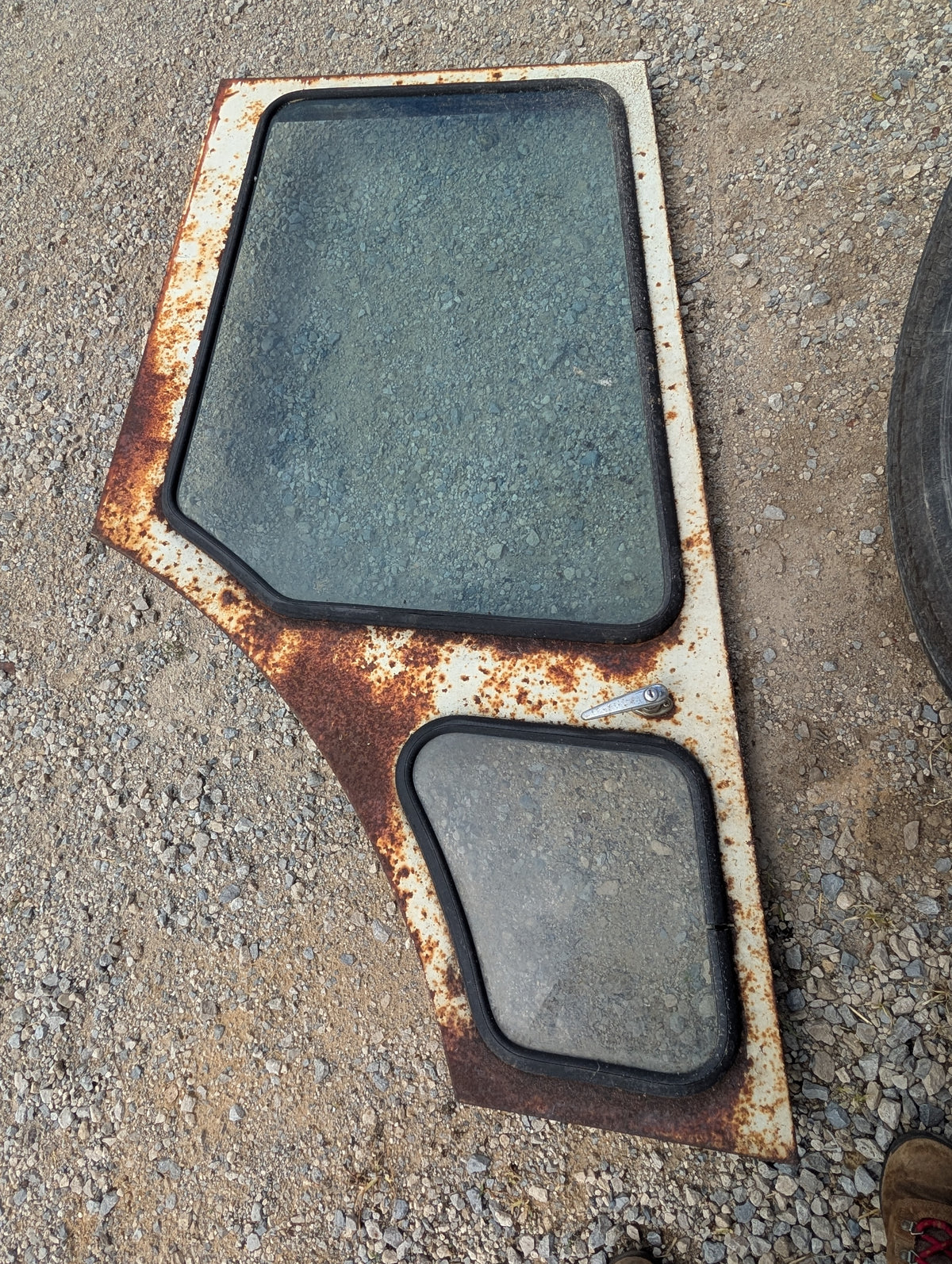 Right Cab Door IH International 117832C91 USED