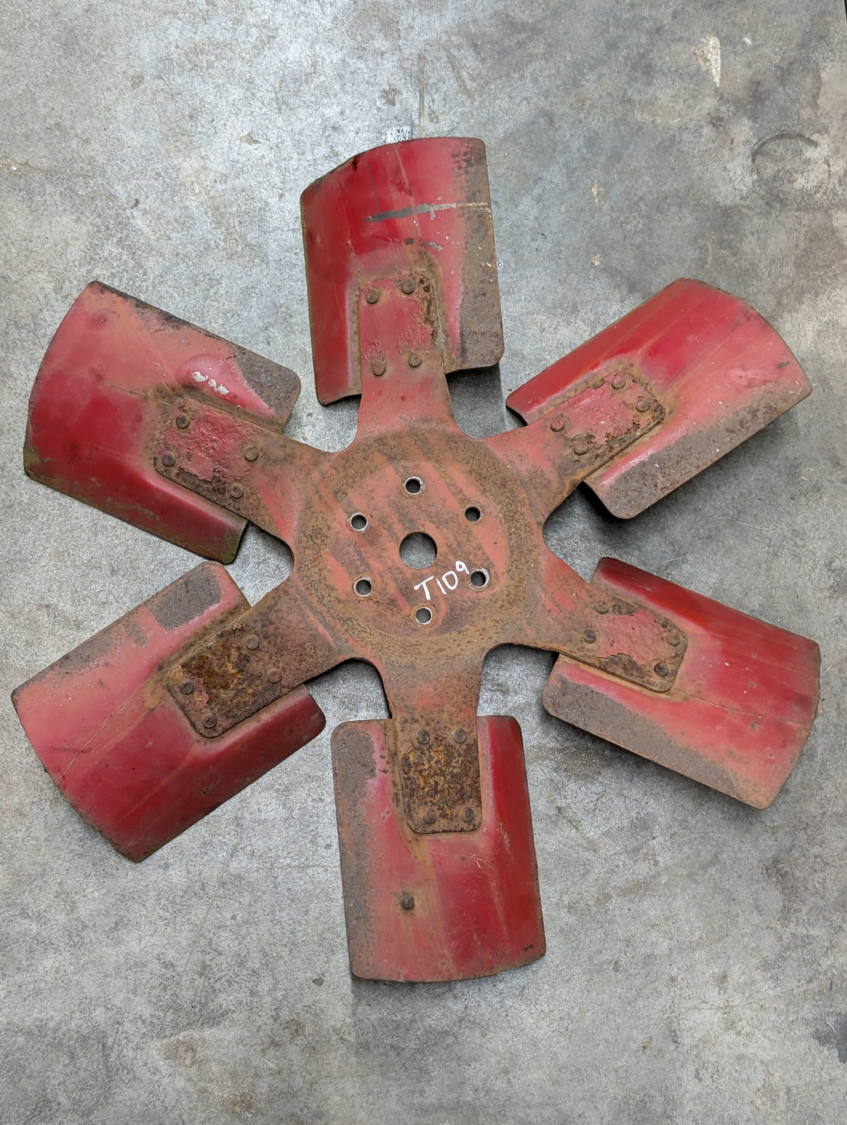 Fan Blade IH International 69682C3 USED