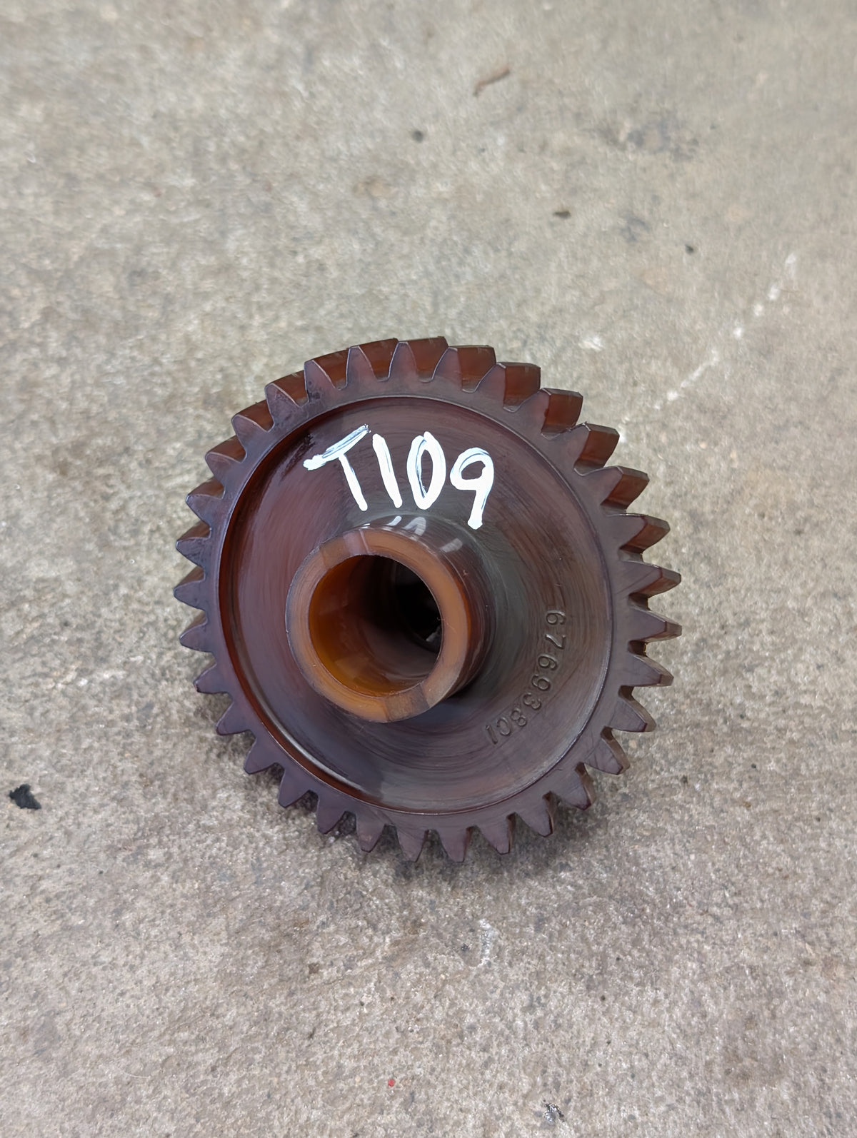 Tachometer Drive Gear IH International 676938C1 USED