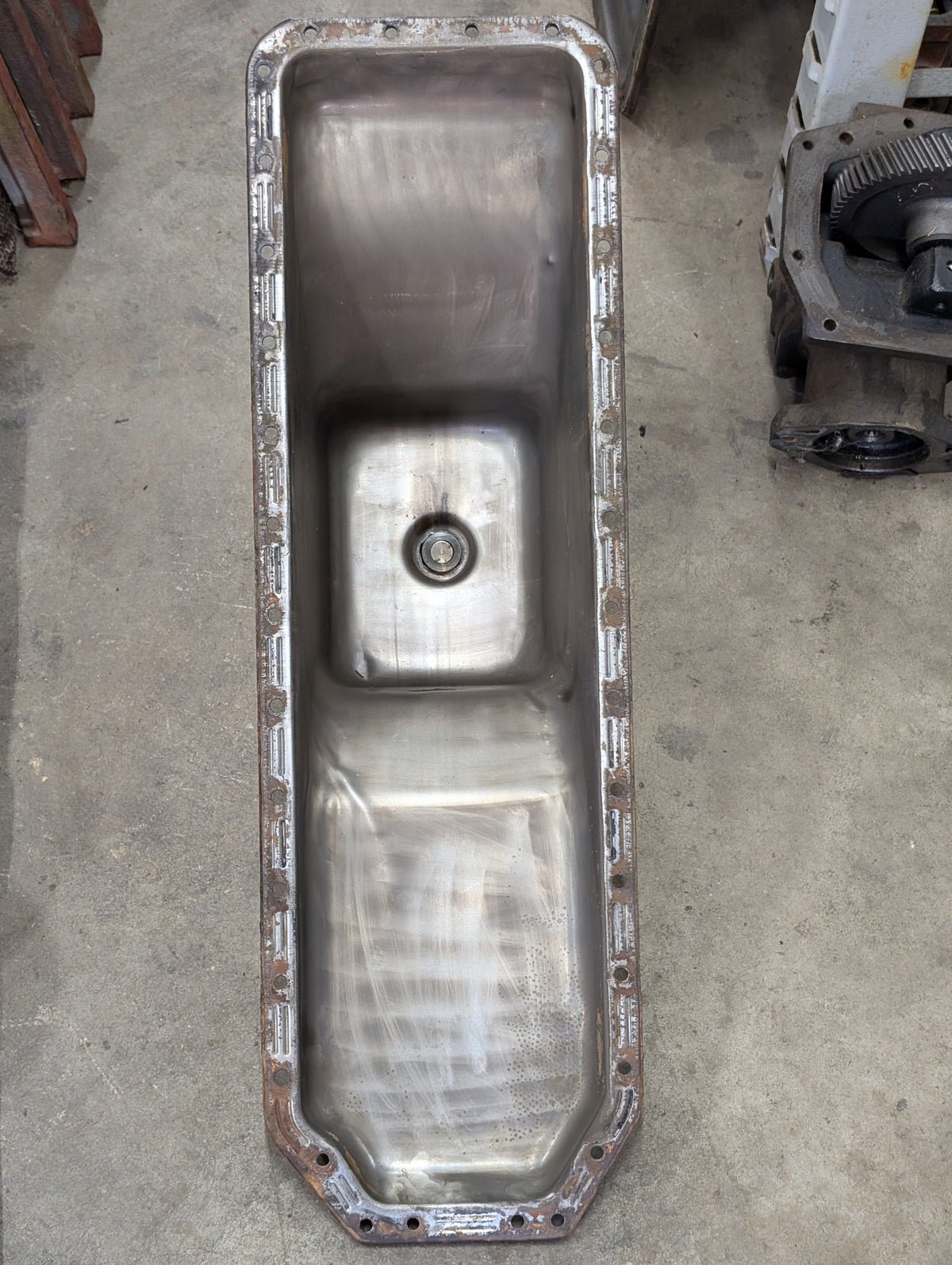 Engine Oil Pan IH International 671826C91 USED