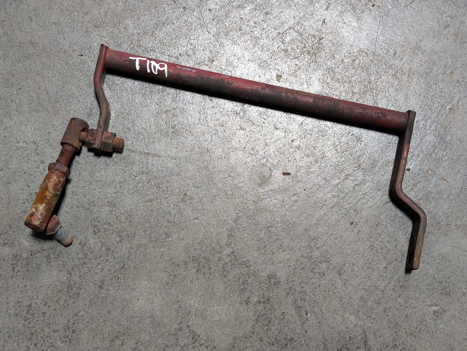 Governor Control Shaft IH International 533217R1 USED - Hines Equipment Repair & Parts