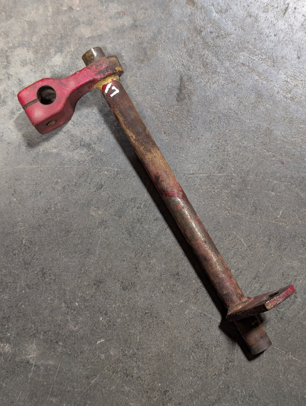 Auxiliary Valve Inner Handle Base IH International 389164R12 USED