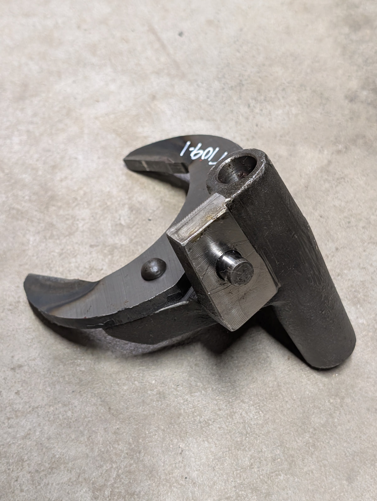 3rd Gear Shift Fork IH International 120250C1 68066C2 USED