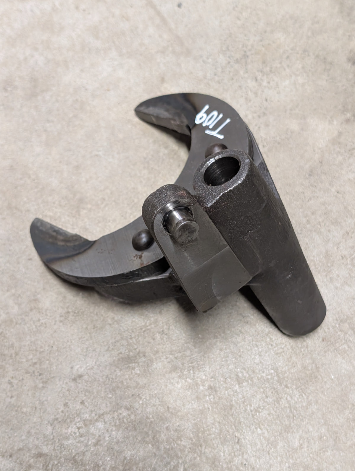 3rd Gear Shift Fork IH International 120250C1 68066C2 USED