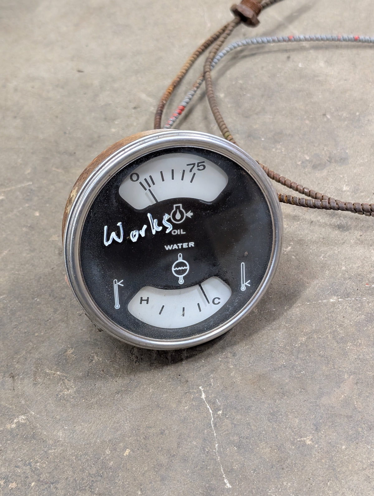 Oil & Temperature Gauge IH International 534057R2 USED