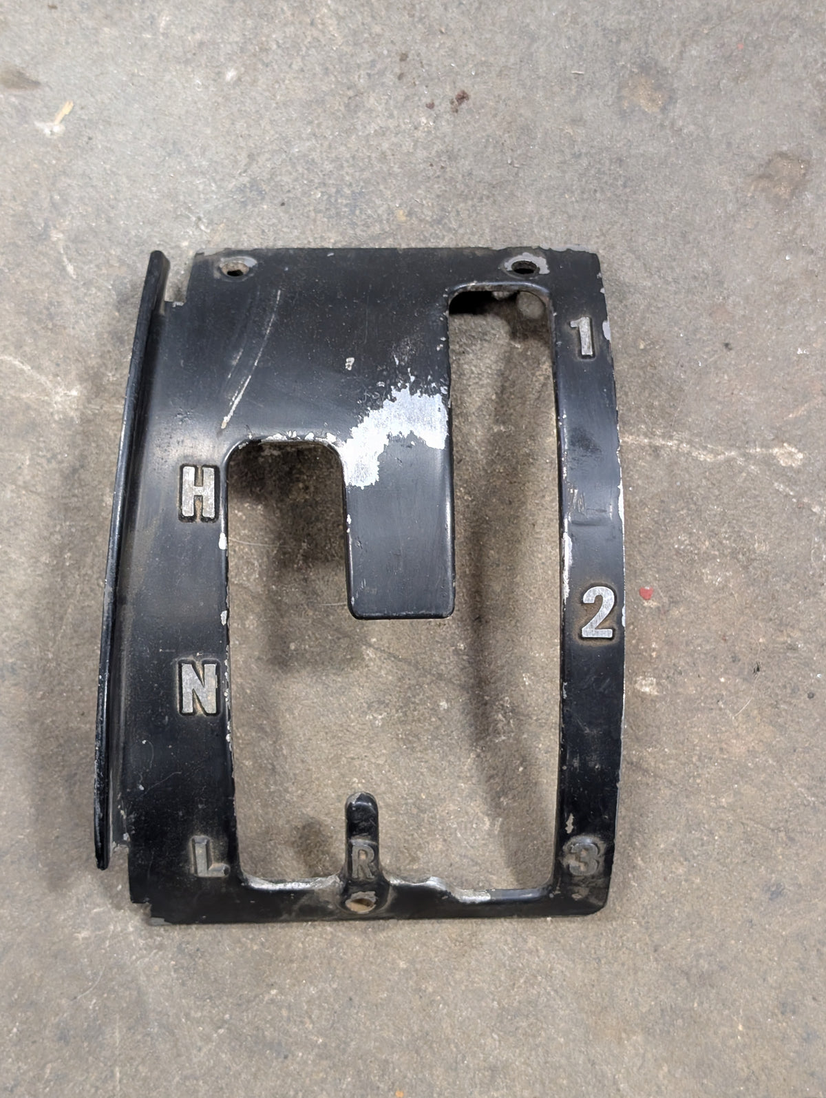 Shift Handle Top Cover IH International 68378C1 USED