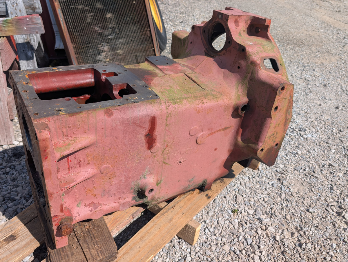 Clutch Housing IH International 71831C91 USED
