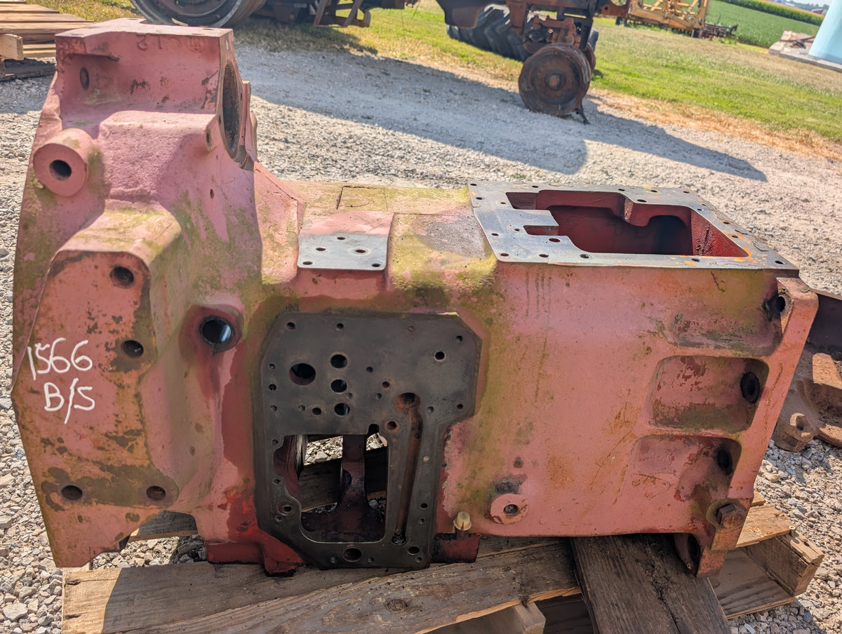 Clutch Housing IH International 71831C91 USED