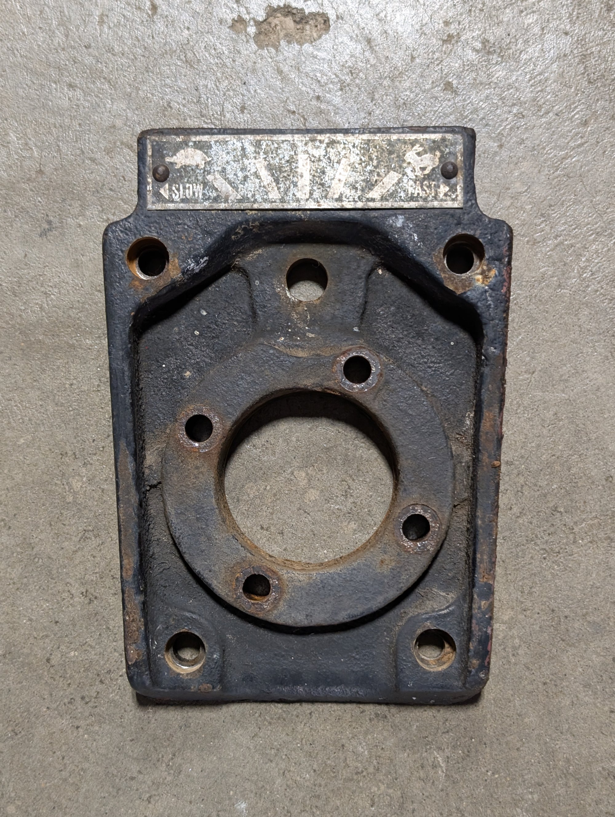 Steering Gear Selector Support Cover IH International 531511R2 USED - Hines Equipment Repair & Parts