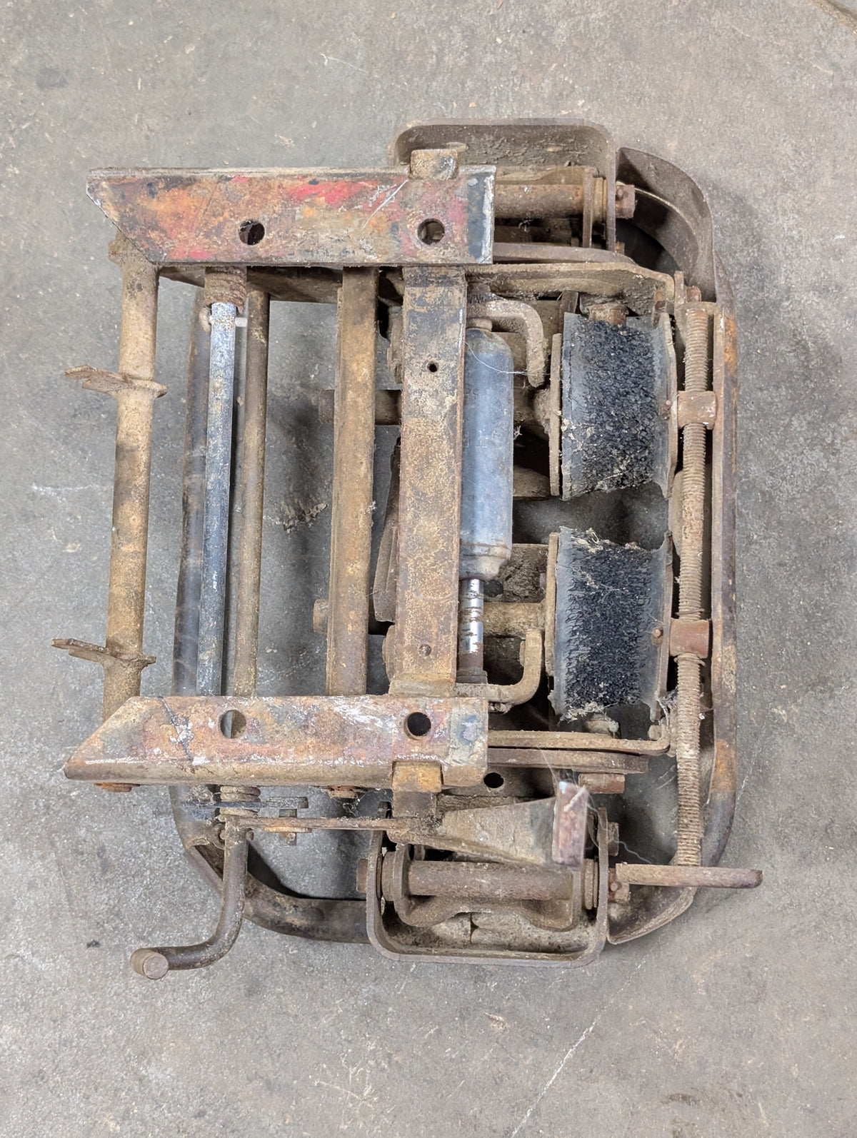 Mechanical Seat Suspension IH International 379319R93 USED