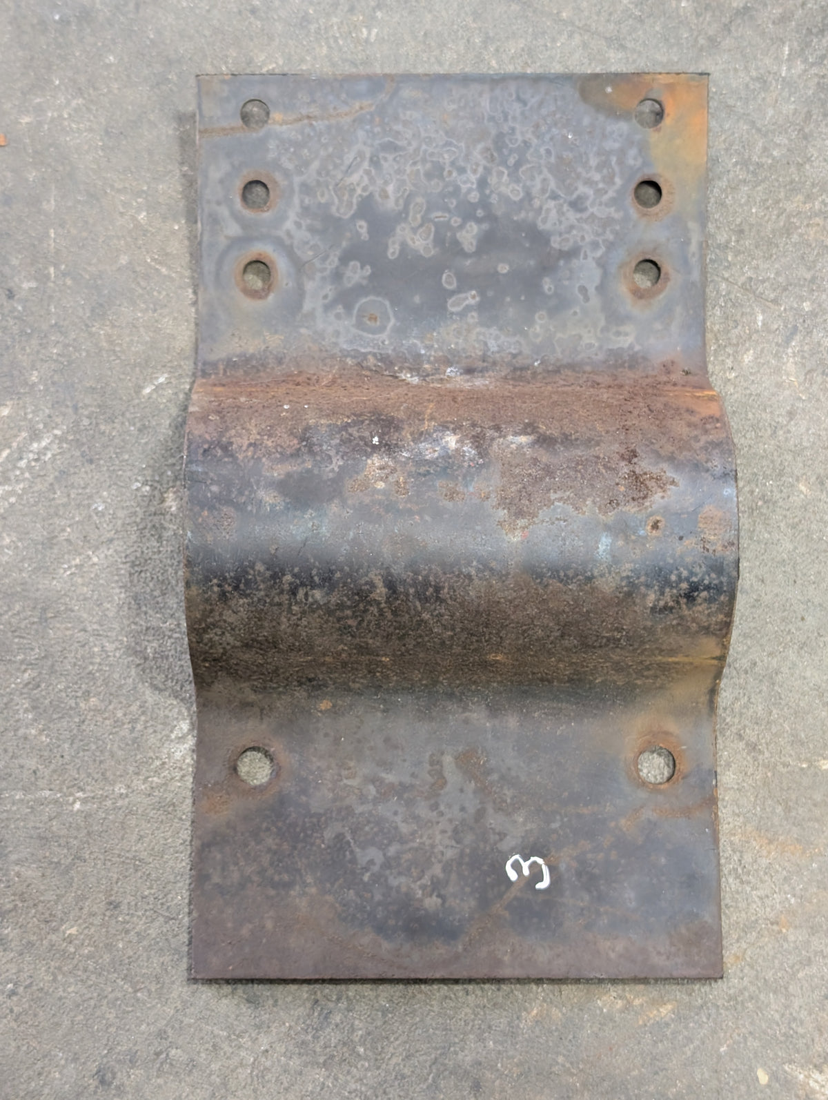 Seat Connector Bracket IH International 387178R1 USED