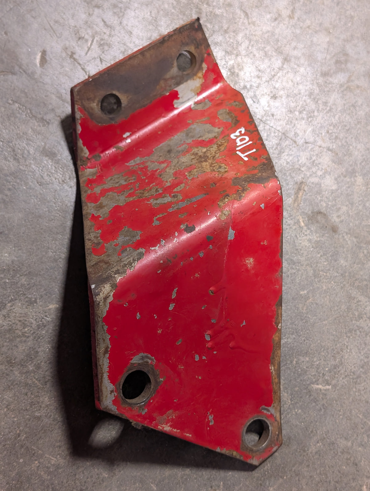 Right Coupler Mounting Bracket IH International 1259805C1 USED