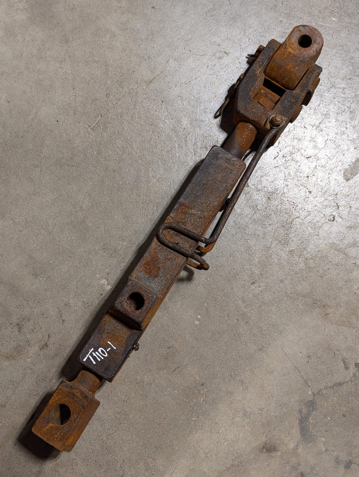 Lift Arm Assembly IH International 72877C1 USED
