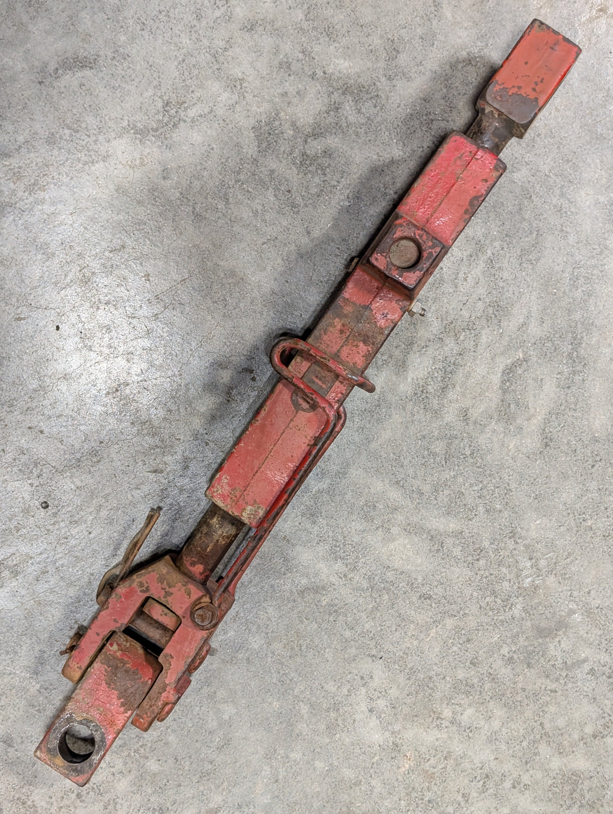Lift Arm Assembly IH International 72877C1 USED