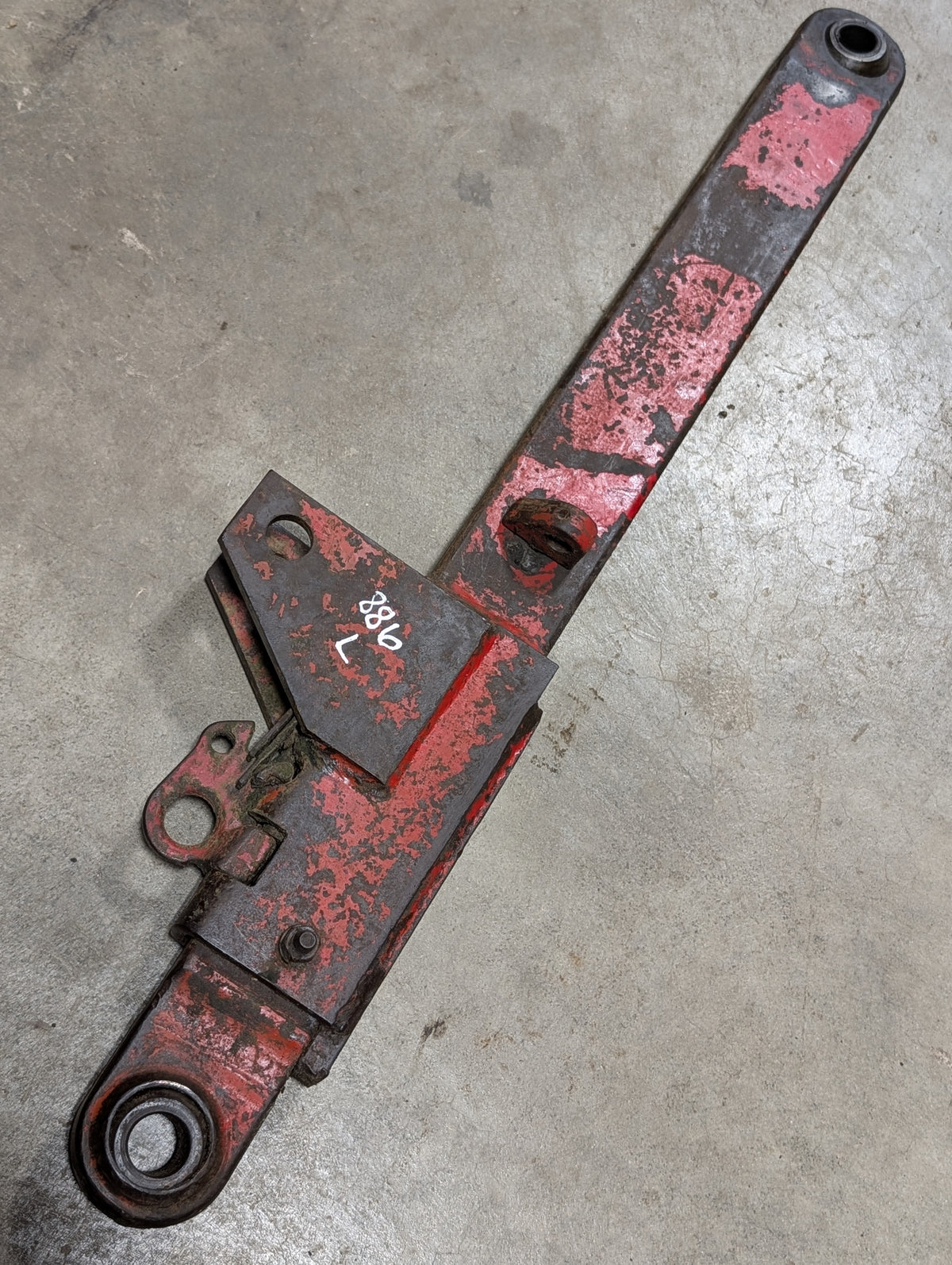 Cat 2 Left Lower Link Hitch Arm IH International 398251R92 398371R11 USED