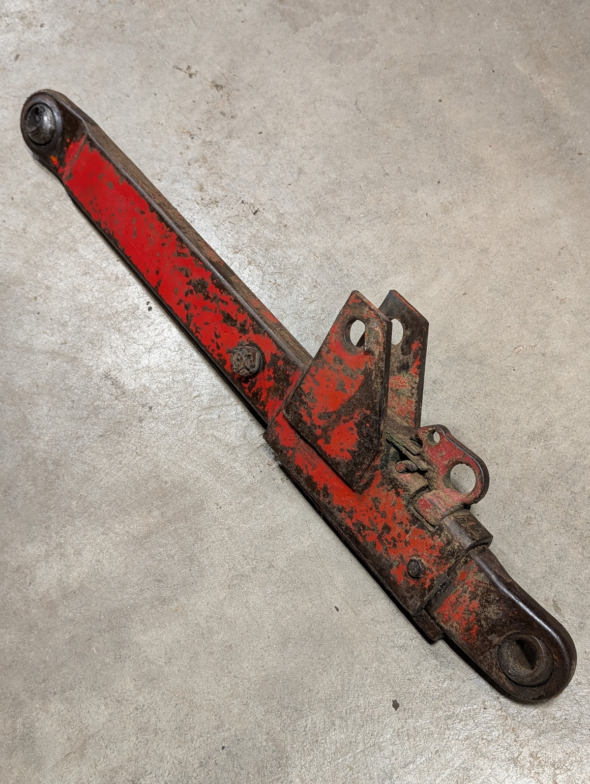Cat 2 Left Lower Link Hitch Arm IH International 398251R92 398371R11 USED