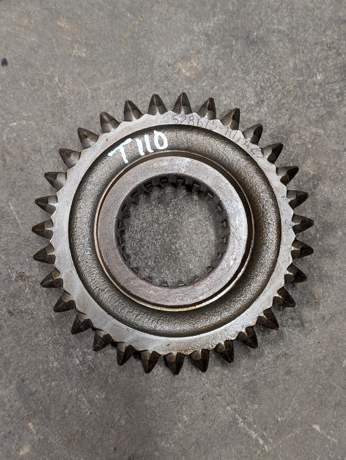 3rd/4th Speed Slider Gear IH International 528675R1 USED