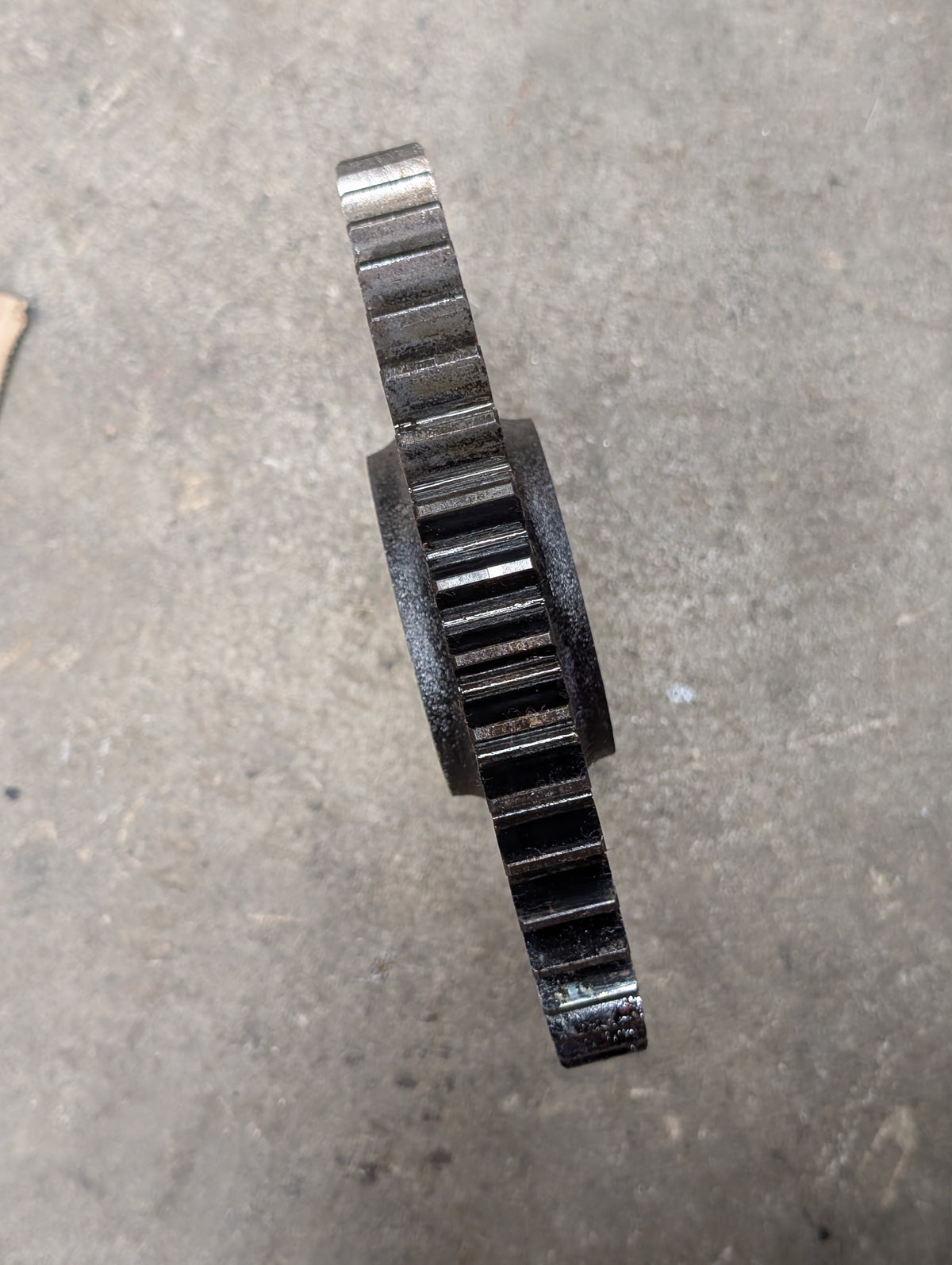 Constant Mesh Gear IH International 528673R1 USED