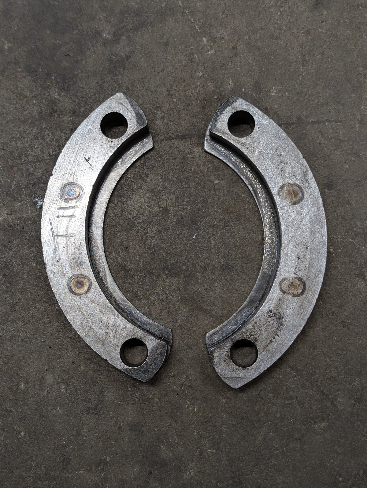 Pinion Shaft Bearing Retainer IH International 529464R1 USED