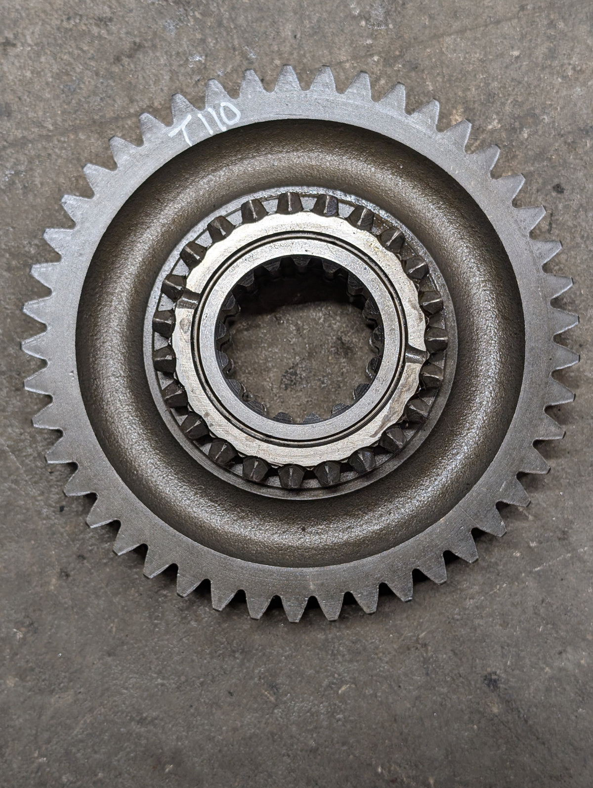 Hi-Lo Driven Gear IH International 528683R11 USED