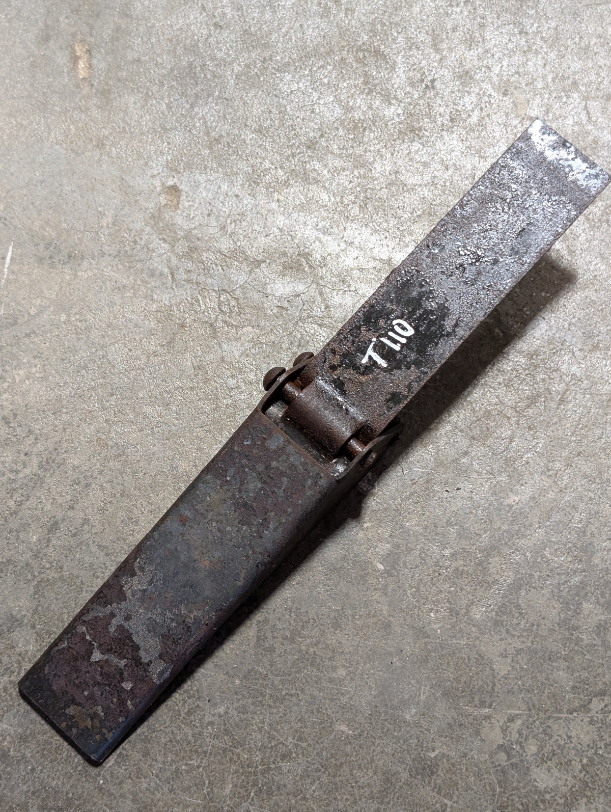 Air Cleaner Latch IH International 67980C2 USED